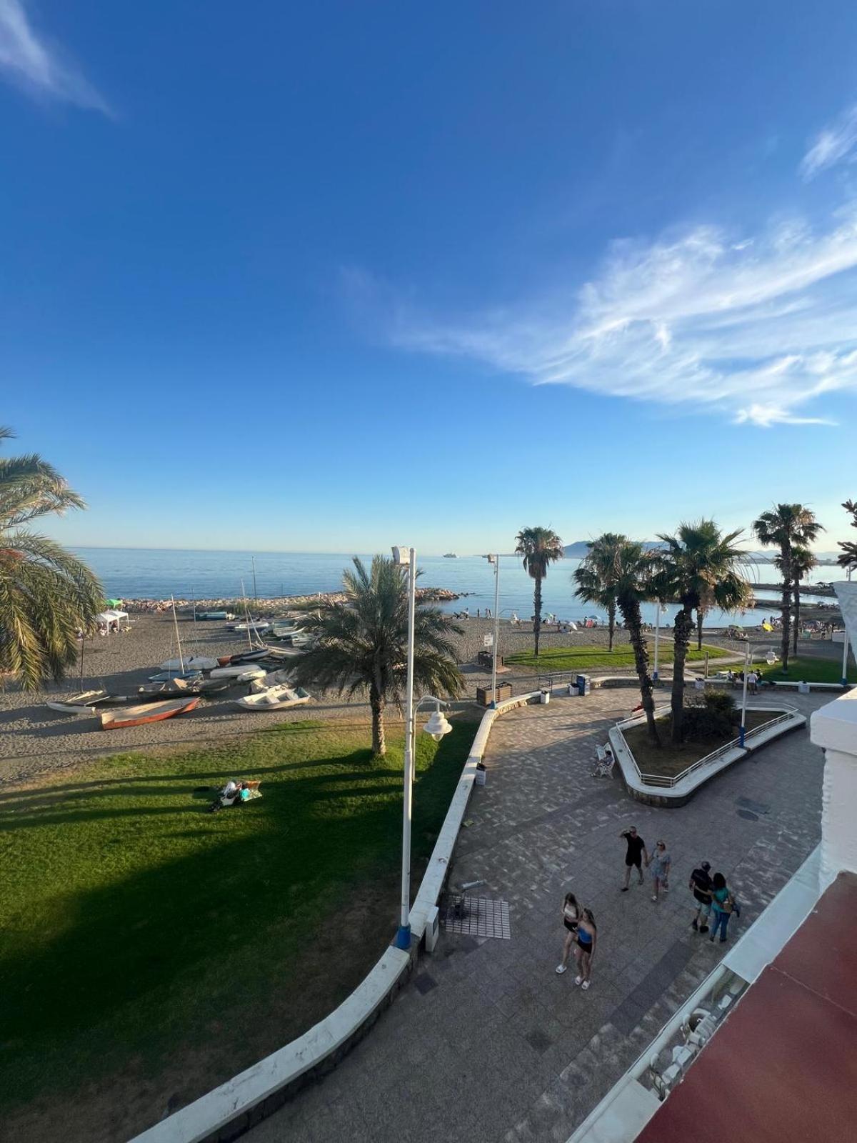 Appartamento La Buhardilla De Pedregalejo Málaga Esterno foto